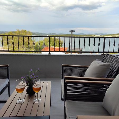 Apartmani Sara 2 Бетина Екстер'єр фото
